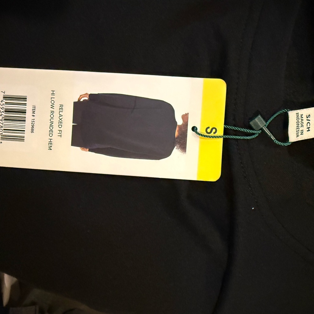 Orvis Black Crewneck Sweater Classic Design - Picture 3 of 3